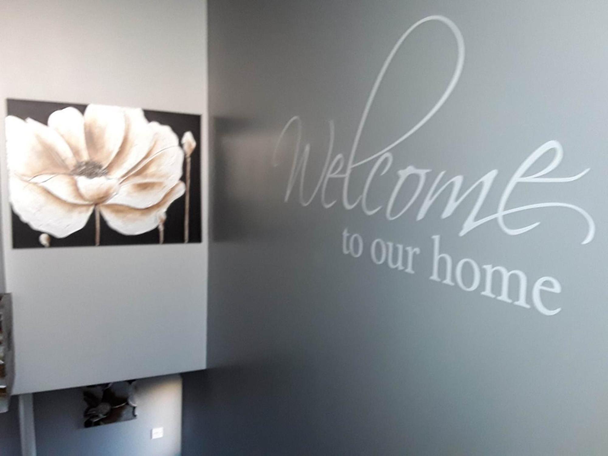 No 7 Boutique Apartment ウルバーストン エクステリア 写真