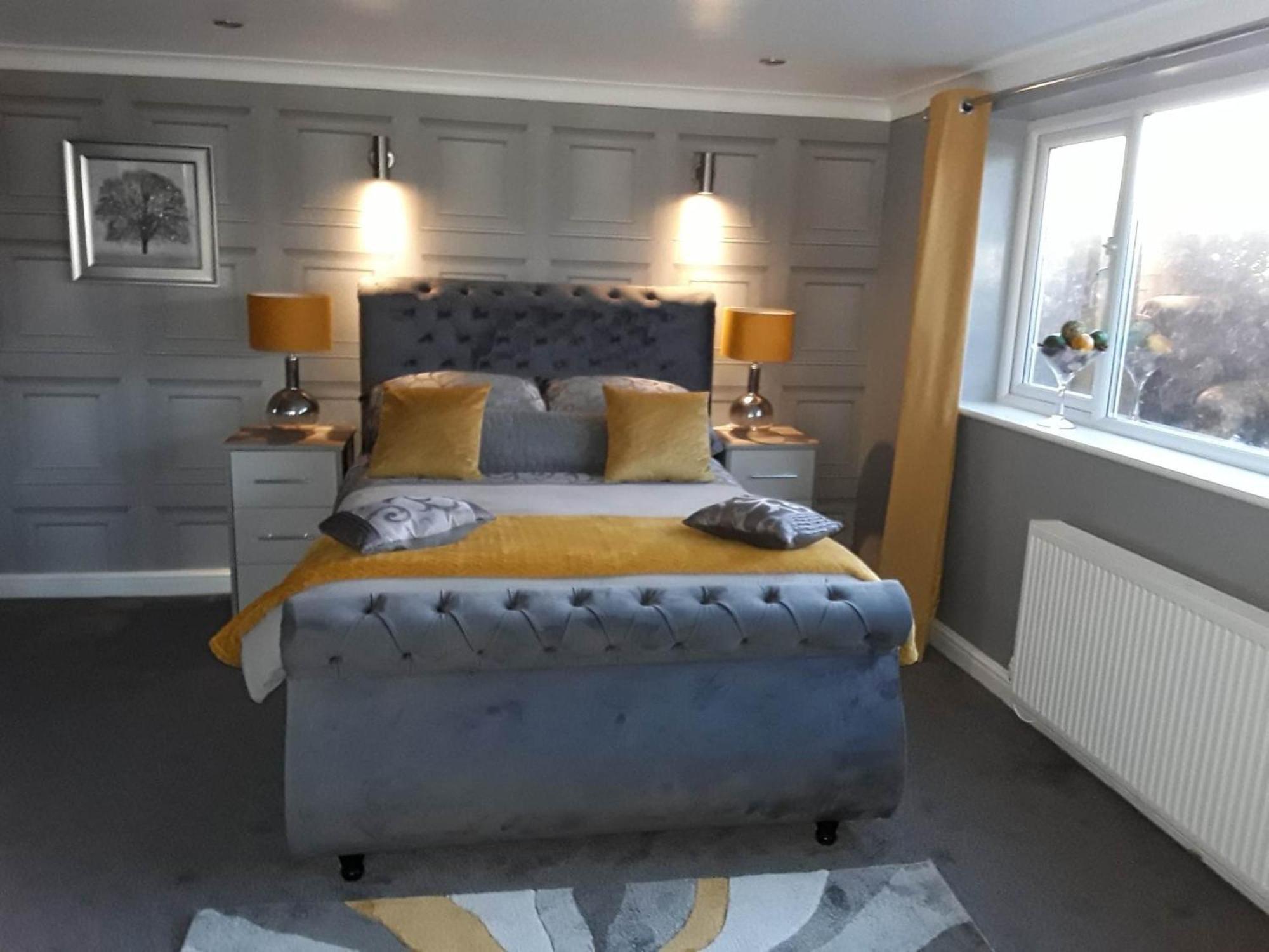 No 7 Boutique Apartment ウルバーストン エクステリア 写真